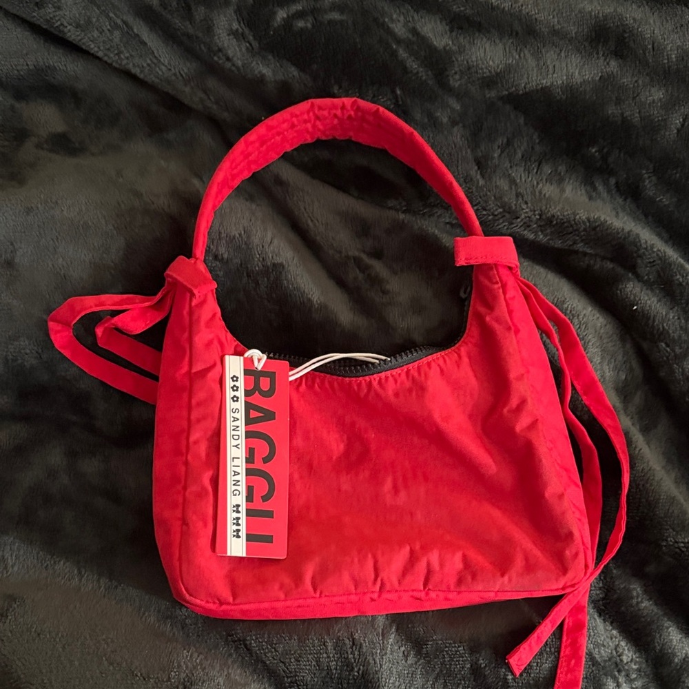 Sandy Liang BAGGII Shoulder Bag in Vibrant Red